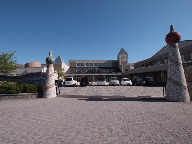 小学校　糸島市立南風小学校（小学校）まで614m