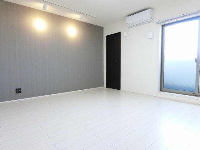 居室・リビング　詳細は、RISUMO江坂本店→06-6155-7137まで♪