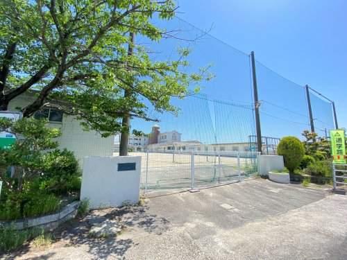 小学校　城東小学校（小学校）まで770m