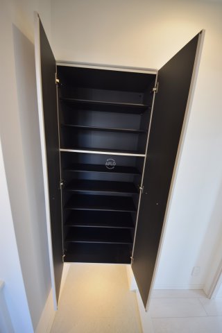 収納　セイワパレス玉造駅前　シューズボックス