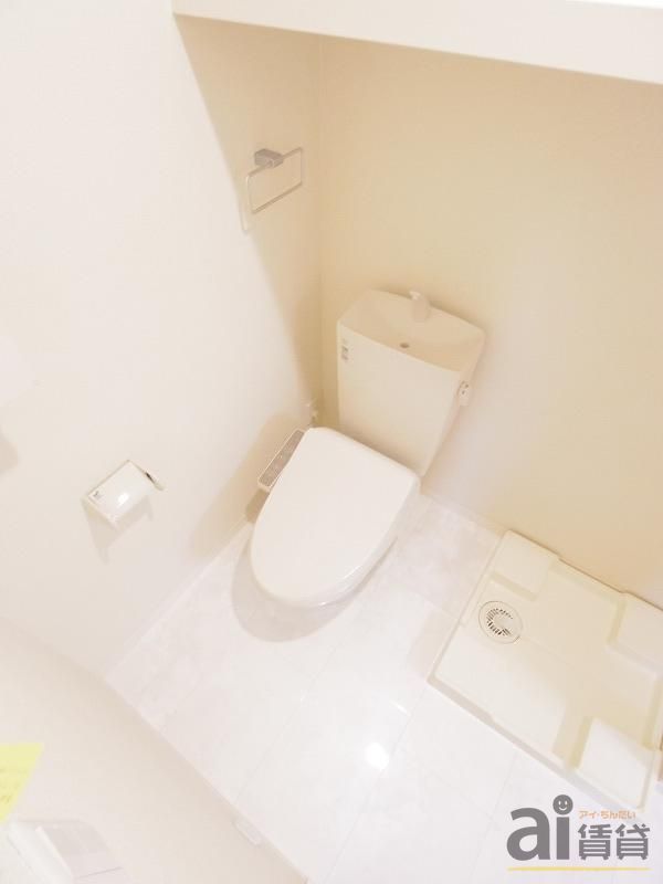 トイレ　※同仕様写真
