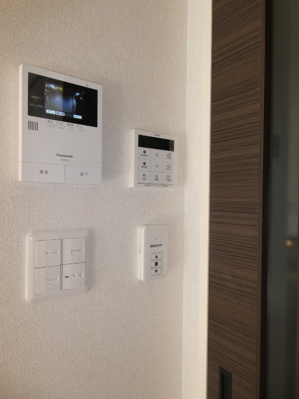 セキュリティ　急な来訪者にも安心のモニターホン！