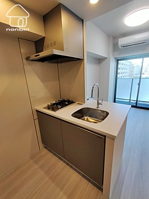 キッチン　食器棚が置けるスペースもあります