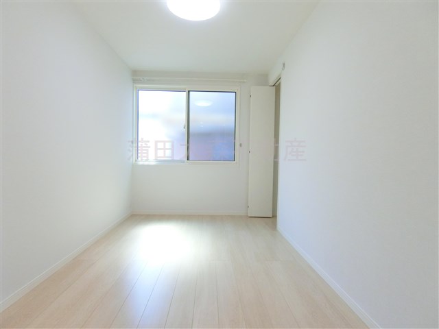 その他　洋室5帖