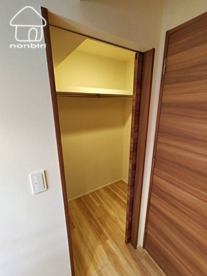 収納　ウォークインクローゼットの収納力がすごいです