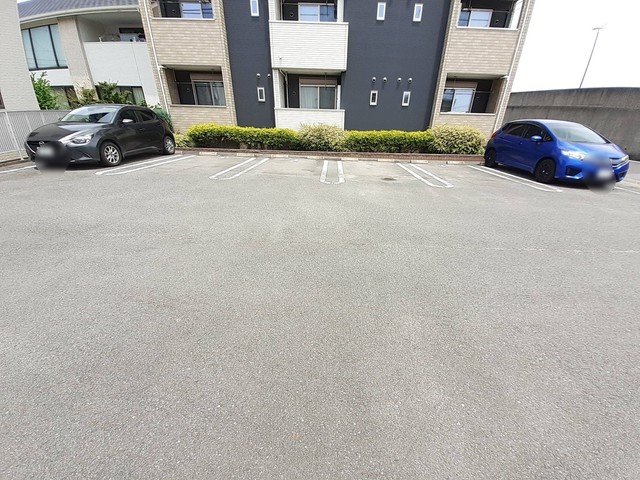 駐車場　駐車スペースもあります