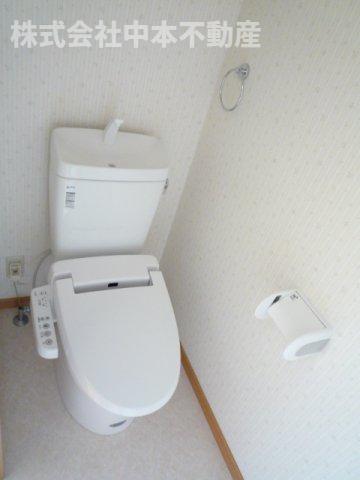 トイレ　落ち着いたトイレです
