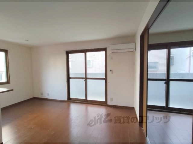 居室・リビング　リビング