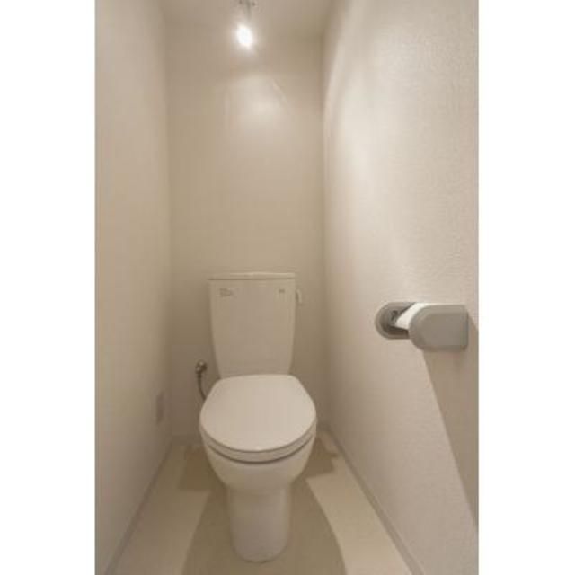 トイレ　落ち着いたトイレです