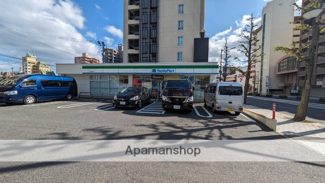 コンビニ　ファミリーマート小倉砂津店（コンビニ）まで16m