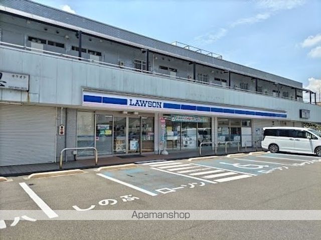コンビニ　ローソン（コンビニ）まで370m