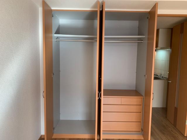 収納　クローゼット