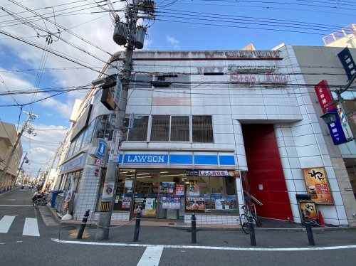 コンビニ　ローソン 阪急塚口駅前店（コンビニ）まで204m