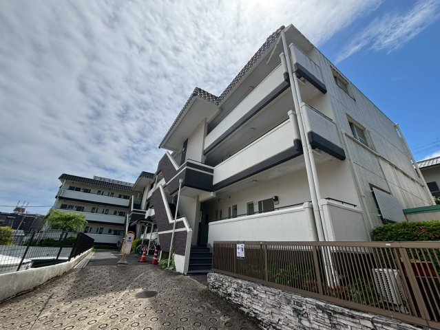 建物外観　グリーンエミナンス唐山