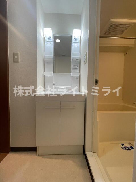 洗面設備　同タイプ参考写真?