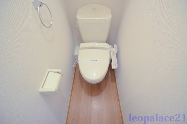 トイレ　ゆったりとした空間のトイレです
