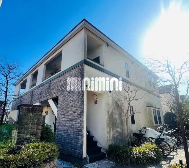 建物外観　閑静な住宅街