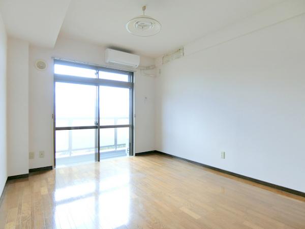居室・リビング　写真は別のお部屋のイメージです