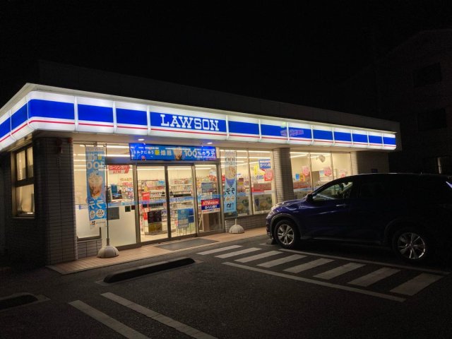 コンビニ　ローソン　岡山浜三丁目店（コンビニ）まで234m