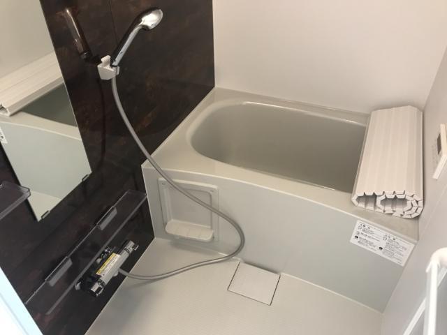 バス・シャワールーム　バス