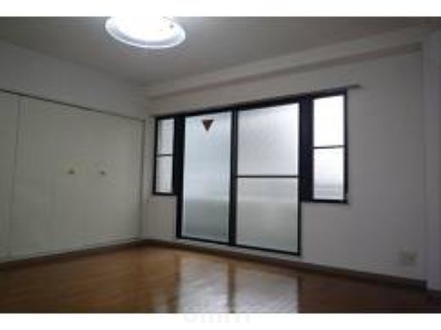 居室・リビング　※別のお部屋のお写真です。御参考までに。