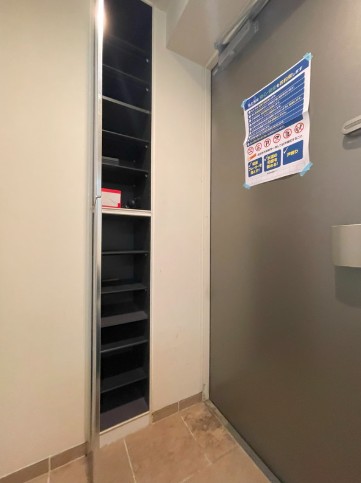 玄関　※同間取り参考写真※