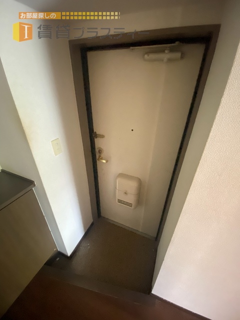 玄関　シューズボックス付き。