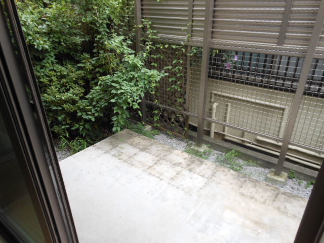 庭　専用庭