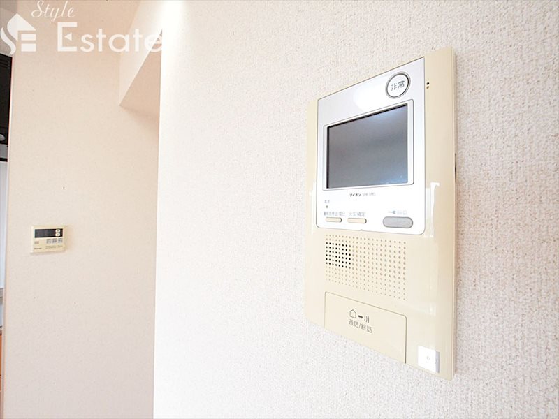 セキュリティ　モニター付きインターホン