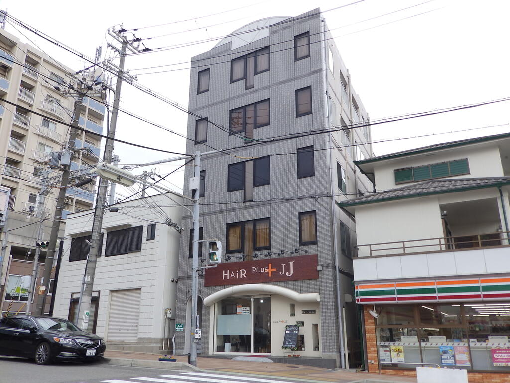 建物外観　最上階