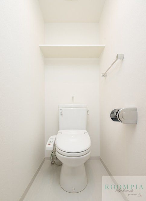 トイレ　※同タイプの別のお部屋です。