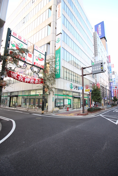 銀行　りそな銀行堺東支店（銀行）まで560m