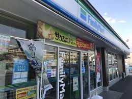 コンビニ　ファミリーマート一宮大宮店（コンビニ）まで723m