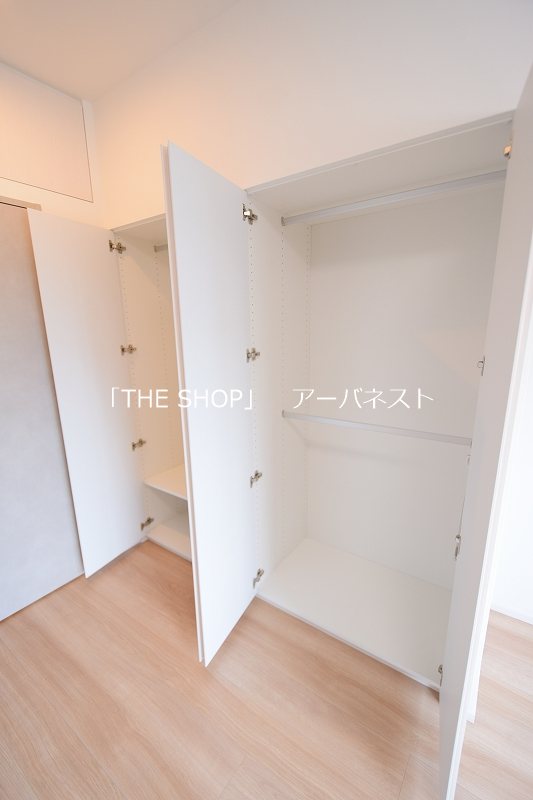 収納　ダブルクローゼット