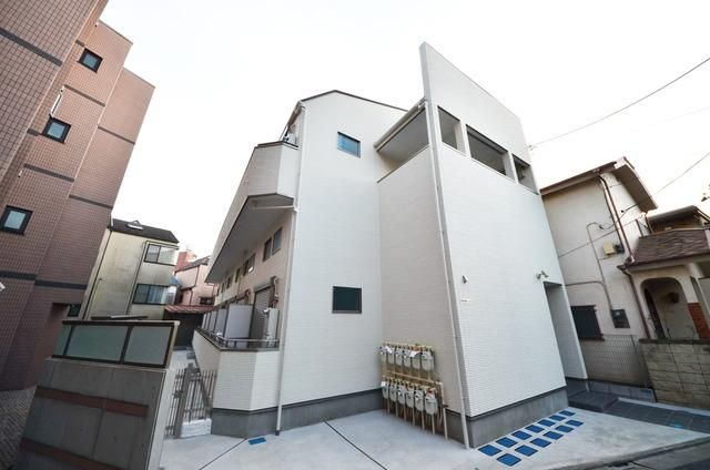 建物外観　★周辺は閑静な住宅街★