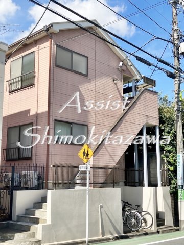 建物外観　お電話でお問い合わせ頂きますとスムーズに対応可能です＾＾