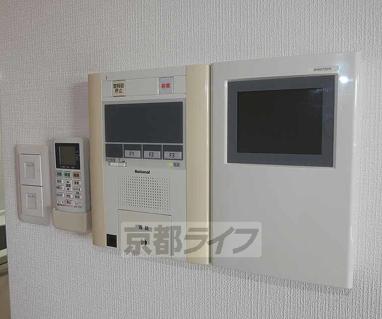 収納　広々とした収納です。
