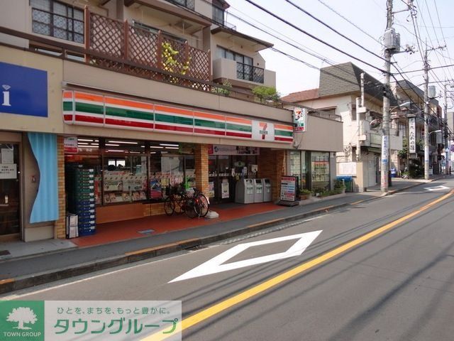 コンビニ　セブンイレブン　調布布田駅前店（コンビニ）まで273m