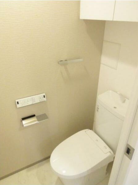 トイレ　コンパクトで使いやすいトイレです
