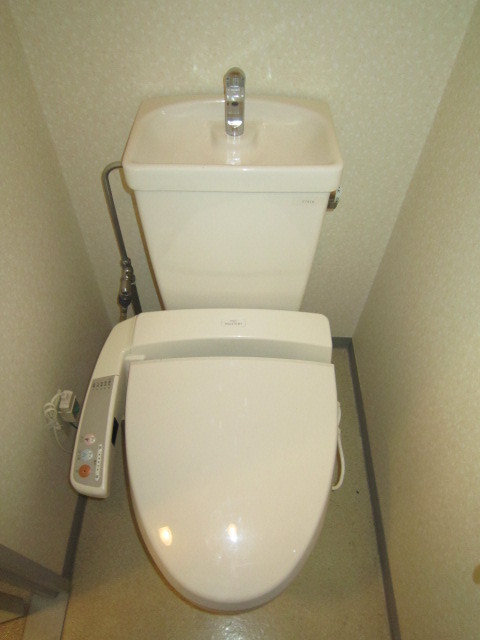 トイレ　※別部屋参考写真