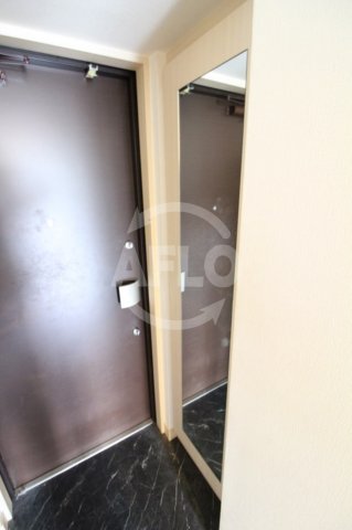 玄関　エイペックス四天王寺II　玄関