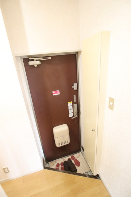 玄関　シューズボックス付きの玄関