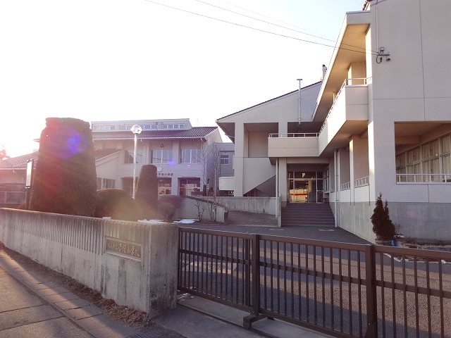 その他　平根小学校（その他）まで620m