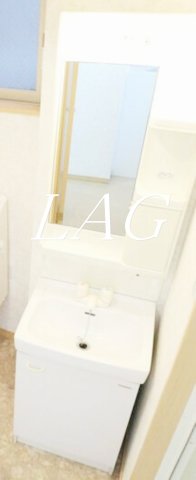 洗面設備　洗面台です。
