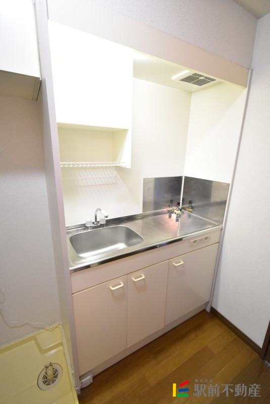 キッチン　※同タイプ別部屋