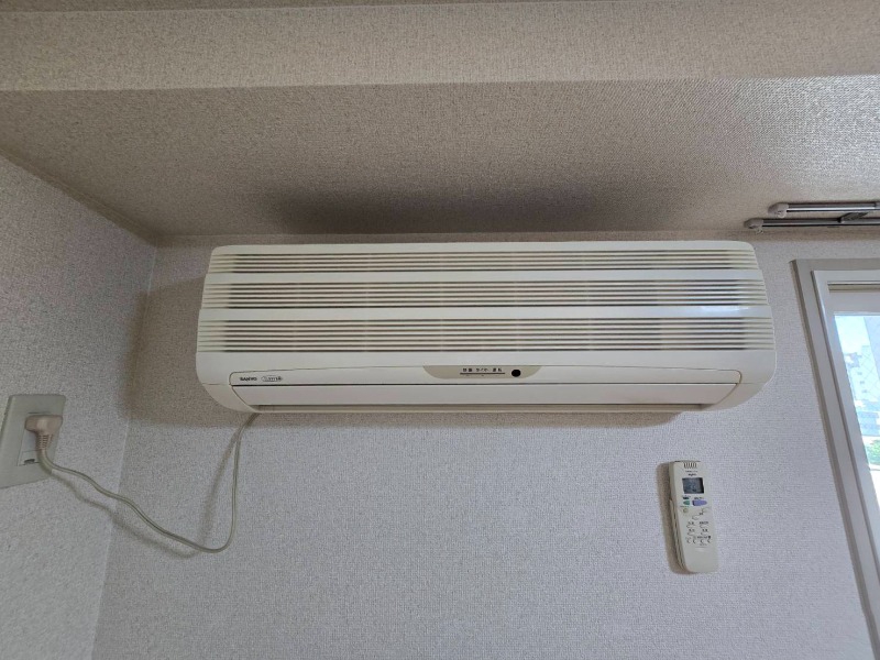 その他設備　エアコンもあり暑い夏もこれで快適ですよ～