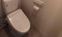 トイレ　落ち着いた色調のトイレです