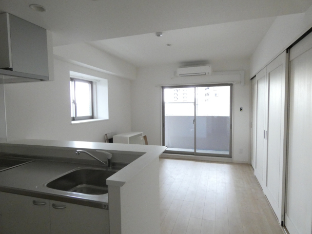居室・リビング　写真は別の部屋のものです