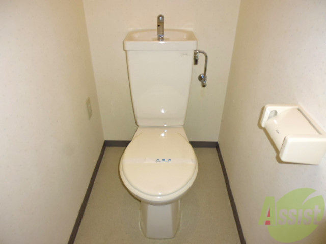 トイレ　シンプルなトイレです
