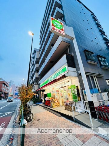 コンビニ　ローソンストア１００（コンビニ）まで650m